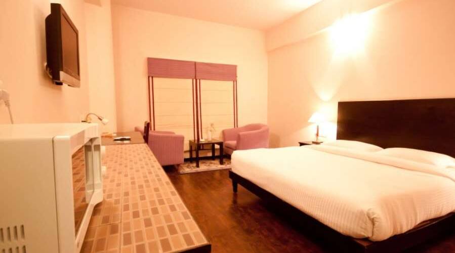 YES Rooms Near Hope Farm Area Whitefield, Bangalore 1